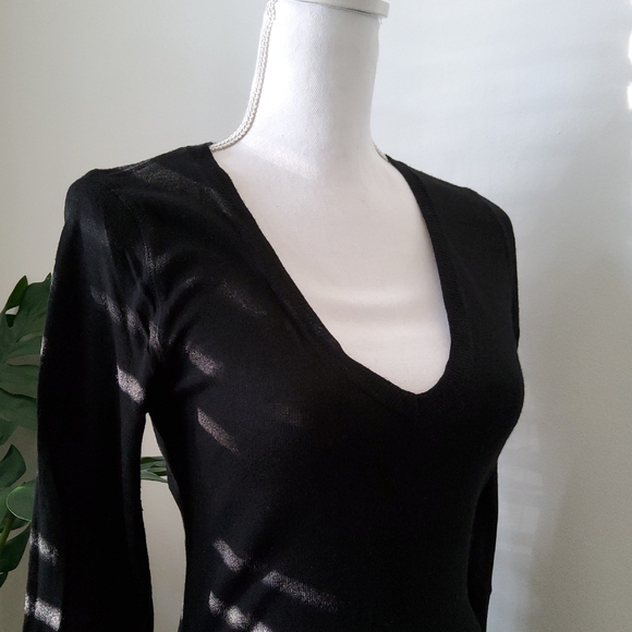 Babakul Classic Black V-Neck Sweater - Picture 4 of 9